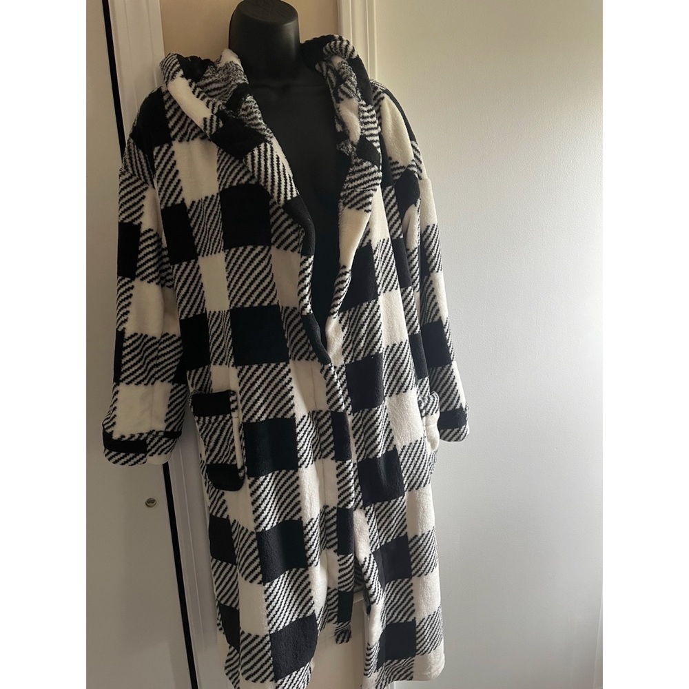 Vera Bradley Fleece Robe